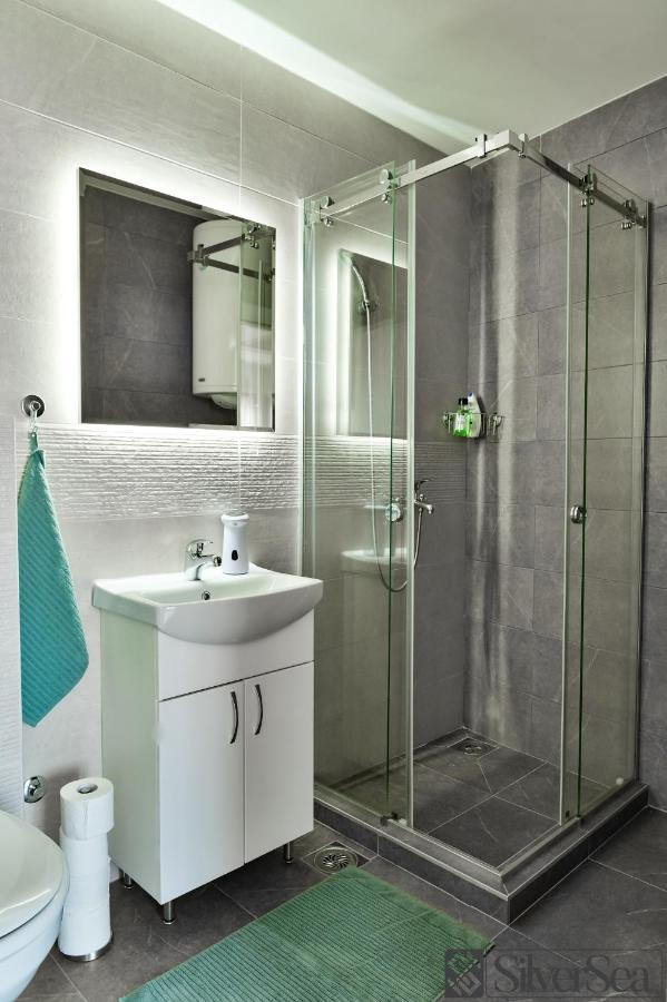 Silversea Apartman Šabac Buitenkant foto